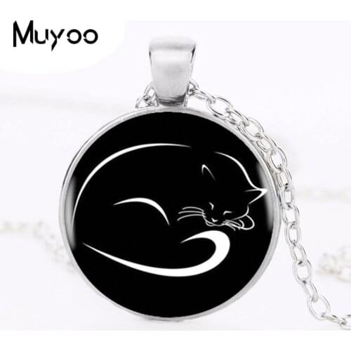 2017 The Sleeping Cute Pendant Necklace Round Bronze Black Animal Pendants Accessories Glass Photo Pendants Jewelry HZ1