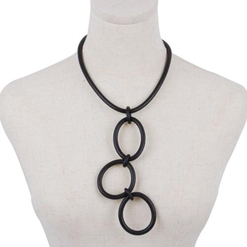 JID Fashion Designers Circle Choker Necklace Female Streetwear Unusual Romantic Pendant Necklace Rubber Handmade Neck Jewelry