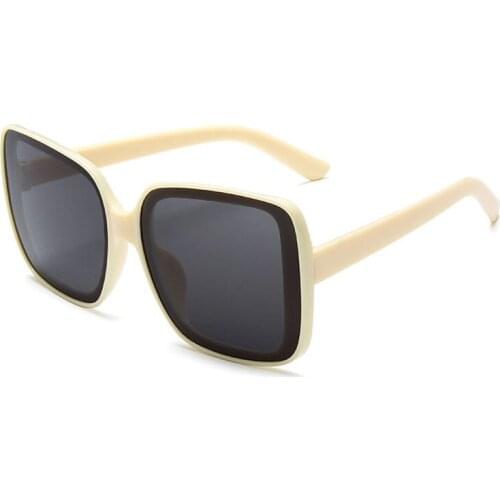 Fashion Women Oversized Sunglasses Brand Design Ladies Square Sun Glasses Vintage Female Fashion Shades Eyewear Oculos De Sol