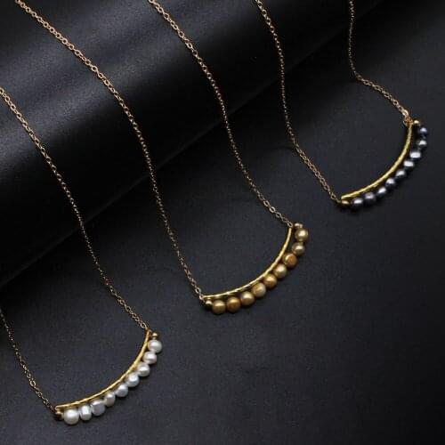 Elegant Smile Button Pearl Gold Chain Necklace Various Colors Available Handmade Jewelry for Female Party Gift