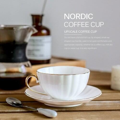 Porcelain Coffee Cup Spoon Saucer Set English Afternoon Tea Cup Coffeeware 230ml Porcelain Cup and Saucer for Coffee