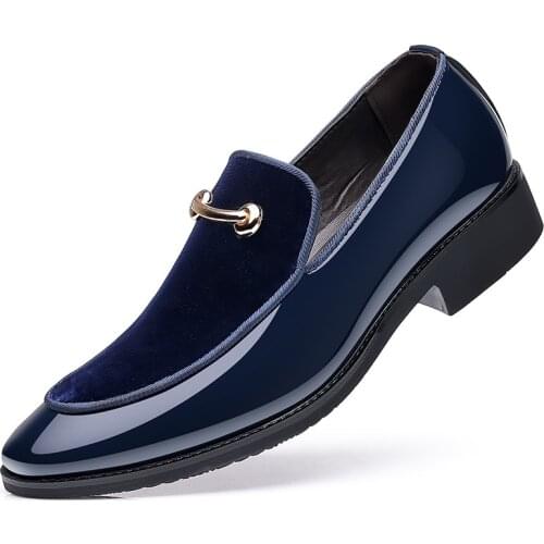 New Spring Autumn Simple Light Large Size Mens Dress Shoes Suede Pointed Toe Formal Metal Decoration Business Canvas Shoes Men