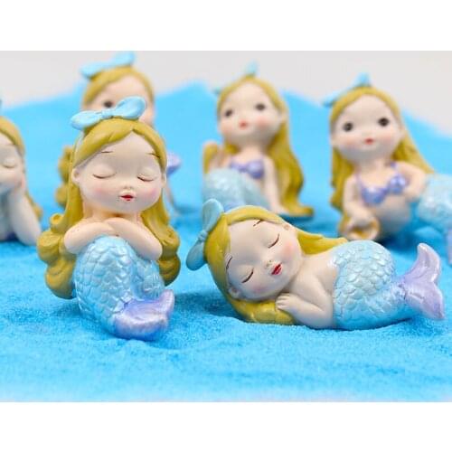 Home Accessories Nordic Creative Cartoon Mermaid Mobile Phone Holder Sitting Room Table Top Car Household Resin Crafts Ornaments