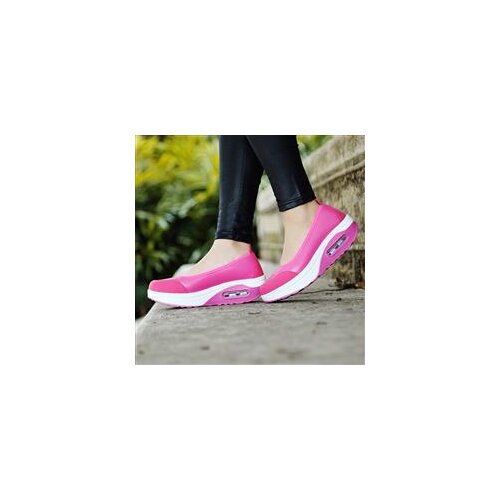 2021 New Women Flat Platform Shoes Breathable Leather Casual Sneakers Shoes Ladies Comfort Slip on Shallow Flat Mother Shoes