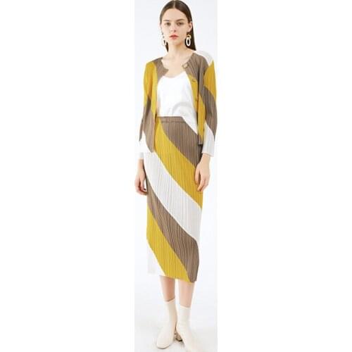 Miyake pleated print elegant fashion suit 2021 autumn and winter new slim folda jacket womens thin hip skirt