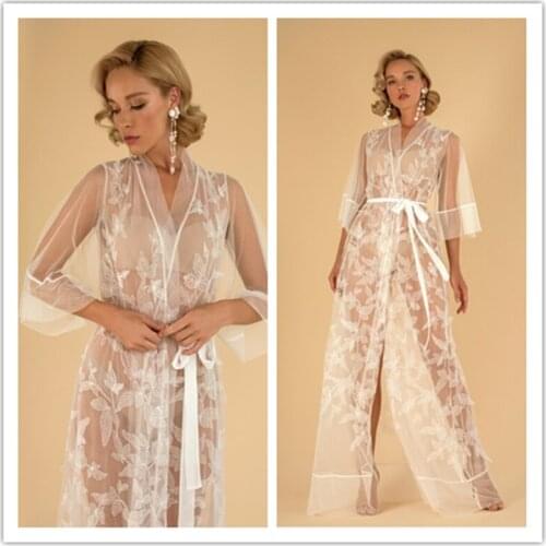Vintage 2022 Women Sleepwear Tulle Applique Nightgown Party Bathrobes Pyjama Robes Lace Long Bride Sleepwear Bath Robes