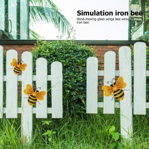 Metal Bee Simulation Honeybee Moving Wings Ornament Garden Decor Yard Fence 3D Sculpture Ornaments Wall Home Hanging