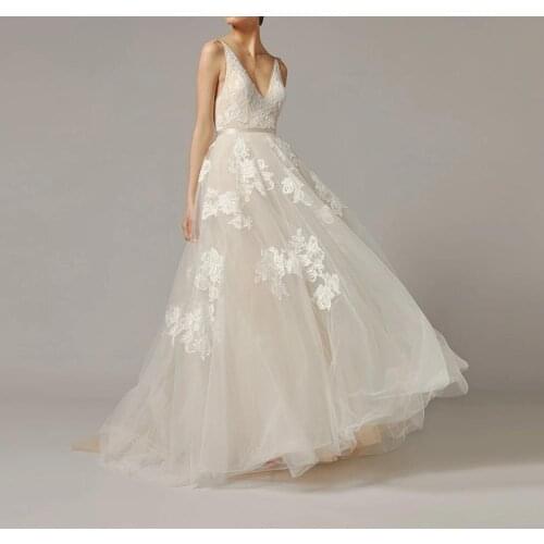 2021 Tulle Appliques Wedding Dresses for Bride V Neck Spaghetti Straps Beach Bridal Gowns vestido de noiva