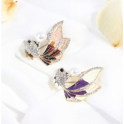 1Pc Crystal Rhinestones Goldfish Brooches Women Brooch Pin Clothes Accessories