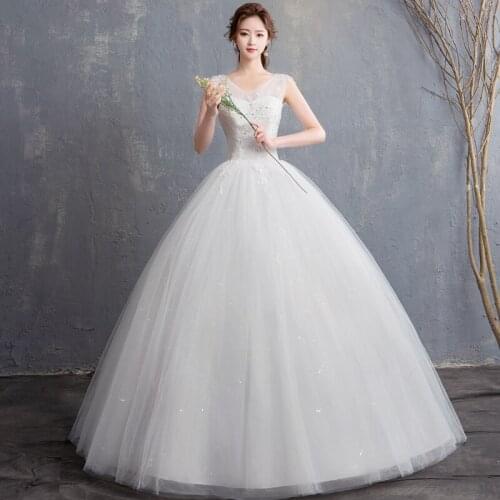 Cheap V neck cut out Wedding Dress 2019 Plus Size Lace Appliques Sleeveless Bride Ball Gown Dress Tulle Lace Up vestido de noiva