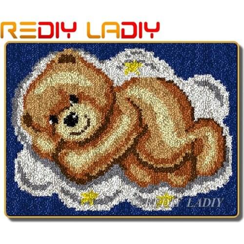 Latch Hook Rug Kits Crocheting Carpet Rug Sleeping Bear Acrylic Yarn Printed Canvas Cushion Mat Crochet Tapestry Arts & Crafts