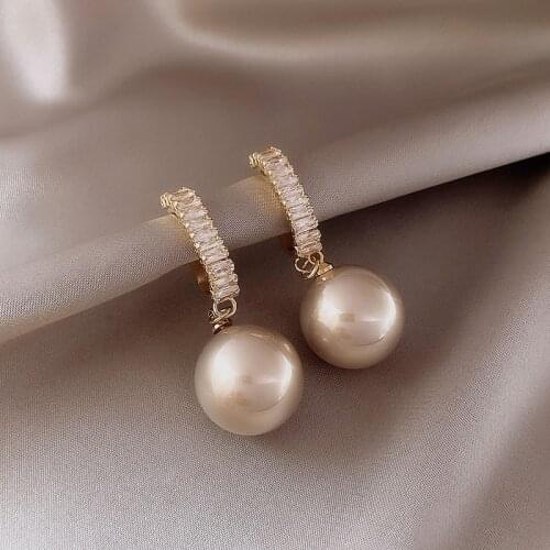 2021 Trend New Zircon Pearl Earrings For Women Korean French Temperament Bijoux Womens Earrings Jewelry White Hampagne Gold