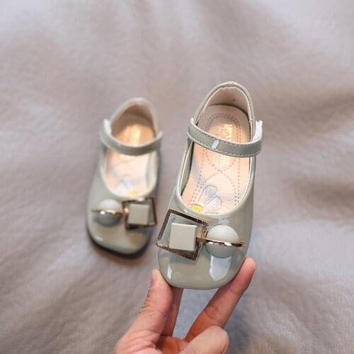 2020autumn new girls shoes sweet and cute princess square mouth metal buckle baby single shoes wine red color kids leather shoes