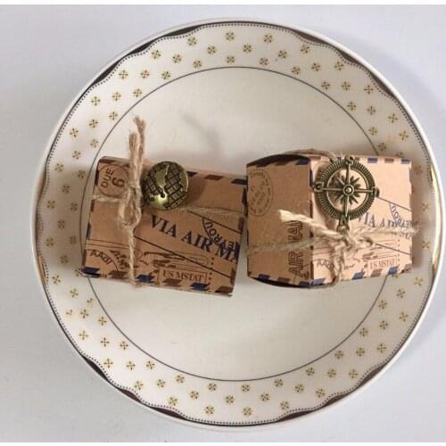 50 pcs/lot DIY Wedding decoration Vintage Via Air Mail Global Brown Paper Candy Box with Metal Compass Global envelope Cake Box