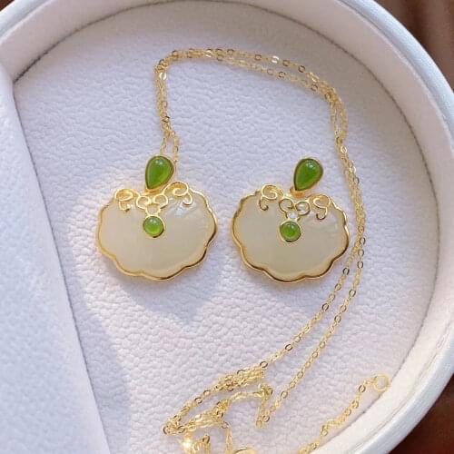 Newsilver inlaid natural Hetian jade pendant Chinese style retro temperament super high technology niche design womens necklace