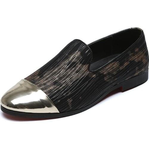 Luxury Men Shoes Loafers Mens Casual Shoes Flower Comfortable Spring Fashion embroidery Men Shoes ST380