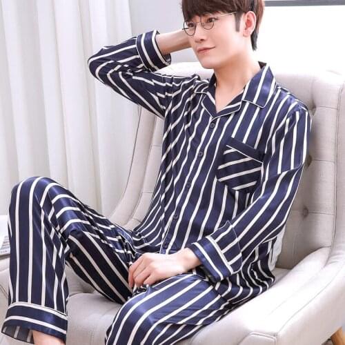 Mens Pajamas Spring Autumn Long Sleeves Ice Silk Home Suit Male Youth Top and Trousers 2 Pcs Set Sleepwear Soft Nightgown H5605