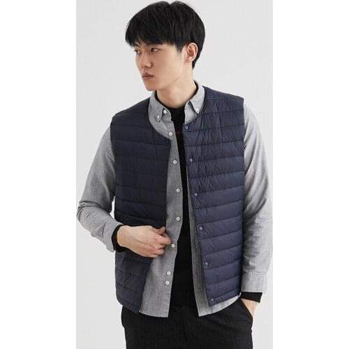 Men 90% White Down Vest Mans Clothing Ultra Light Down Waistcoat Portable Sleeveless Coat Man Winter Round Collar Warm Liner