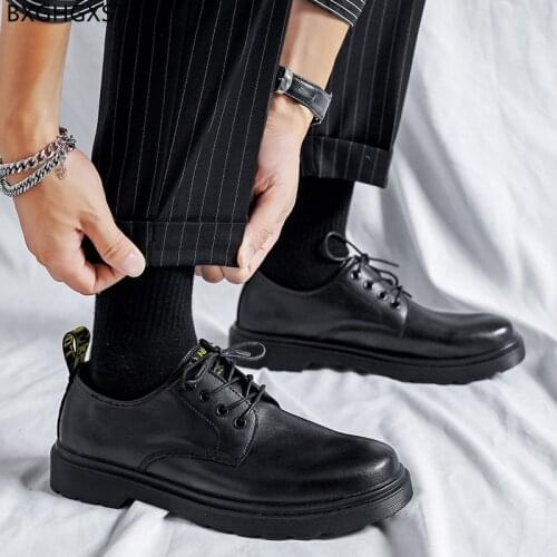 Designer Oxford Shoes for Men 2021 Fashion Dress Shoes for M E N Black Leather Shoes Men Classic Italian Sapato Social Masculino