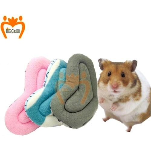 Small Pet Warm Mat Plush Hamster Small Mat Guinea Pig Nest Mat Easy to Carry Rectangular Rabbit Bed Cushion Mat Bed