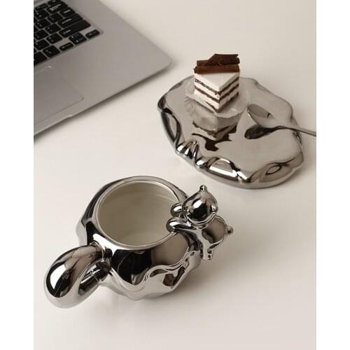 Nordic Super Cute Ceramic Coffee Cup Saucers Set Office Afternoon Tea Milk Water Cups Coffee Mug With Bear Hanging And Tray