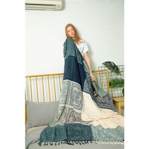 Mediterranean American Chenille Sofa Cushion Colorful Bohemian Chenille Plaid Sofa Large Cobertor Blanket with Tassel Home Decor