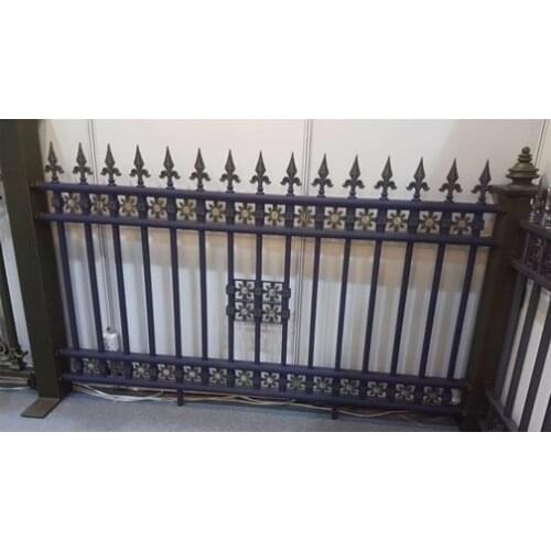 Cheap Metal Garden Fence Panel Pool Security Fence with Posts