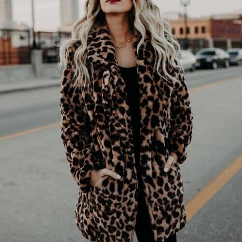 Luxury Faux Fur Coat Women 2021 Winter Fashion Leopard Print Outerwear Warm Long Sleeve Artificial Fur Jacket Plush Clothing