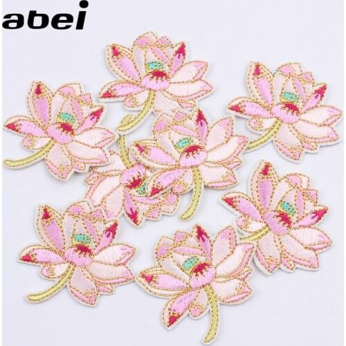 5pcs/lot Embroidered Lotus Patch Iron On Sew On Flower Sticker DIY Jeans Backpack Coats Sewing Appliques Handmade Pants Badge