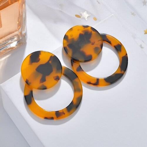 2019 Women Resin Acrylic Round Dangle Earrings For Women Unique Design Round Shape Statement Abalone Earrings Wedding Jewelry