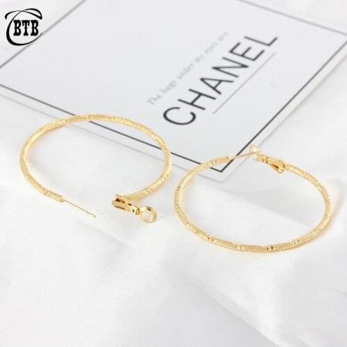 New Design Fashion Circle Women Glamour Earrings High-end Jewelry Exquisite Earrings Wedding Party Holiday Gifts Wholesale