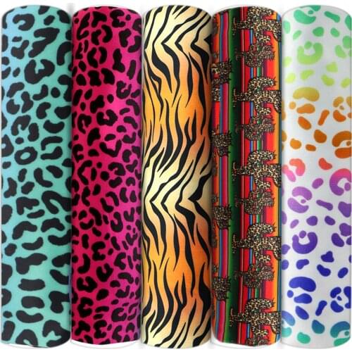 David accessories Fish Scale Dot 4 Ways Stretch Tinsel Silver Knit Fabric Soft Sewing Quilting Quality for Needlework,1Yc13810