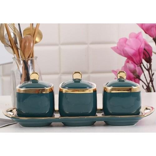 Ceramic green seasoning jar Kitchen supplies European seasoning box Condiment bottles Three-piece suit Phnom Penh Salt Tank