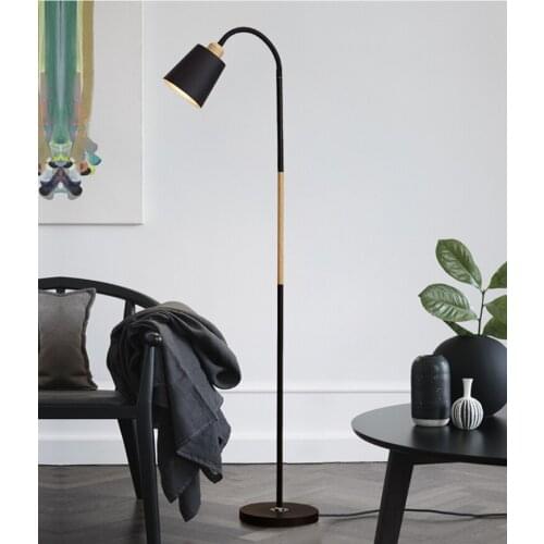 Nordic black and white wood modern floor lamp E27 floor lamp simple corner floor lamp curve lamp reading lamp