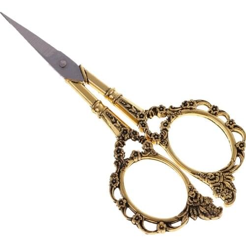 Vintage Scissors Durable Cutting Point For Making Artistic Clothing