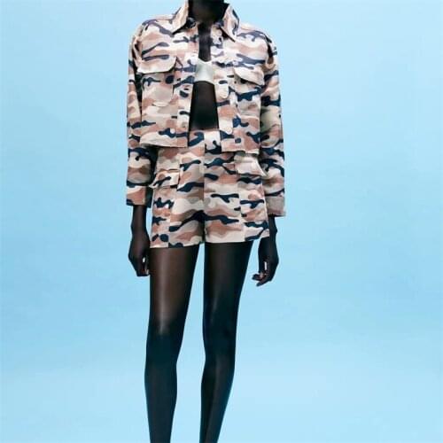 MESTTRAF Women 2021 Fashion Frayed Hem Camouflage Cropped Jacket Coat Vintage Long Sleeve Pockets Female Outerwear