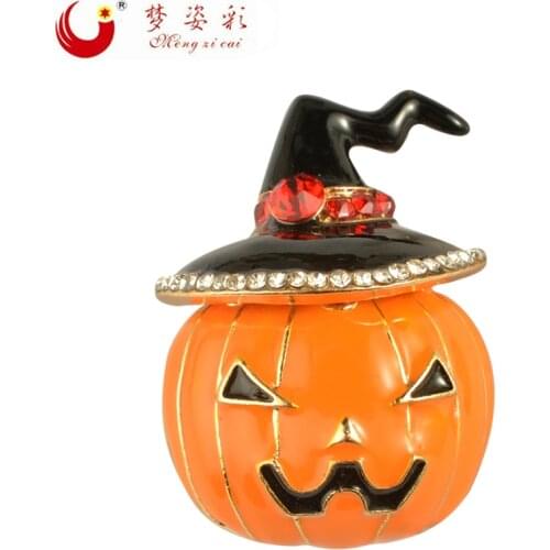 Halloween Enamel Pumpkin Cushaw Head Brooches Gold Metal for Women Kids Gift Party Accessory Jewelry Brosche Wholesale