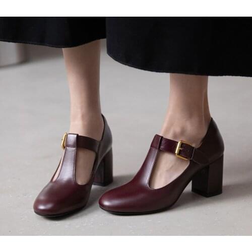 2021 Fashion Women Leather Shoes Spring Summer Woman Pumps Round Toes High Heels Designer Shoes Chunky Heels Wine Red Black
