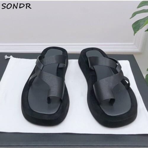 2021 Summer Thick Sole Flip Flops Women Fashion Cross-tied Slippers Flat Platform Gladiator Sandals Design Casual Shoes Woman