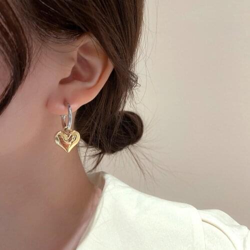 MOGAKU Classic Design Heart Drop Earrings for Women Fashion Gold Color Hoop Earrings Ladies Party Jewelry Charming Accessories