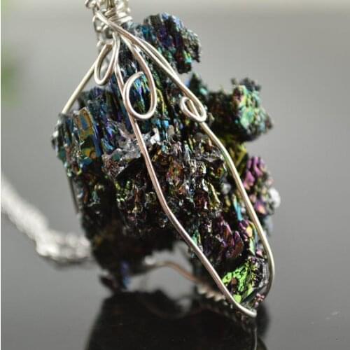 Ainicin Heart Pendants