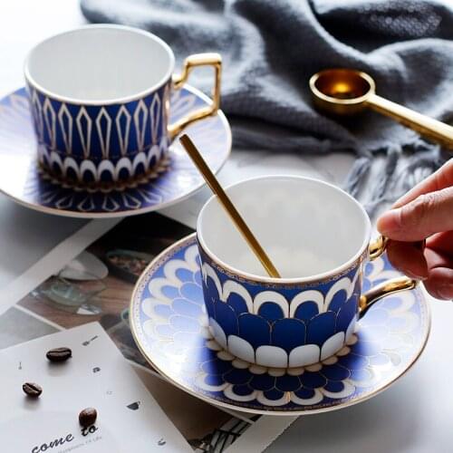 High-Grade Bone China Chinese Red Coffee Cup Ceramic Tea Cup Set Dish Animal Tablewar Set Wedding and Housewarming Gifts
