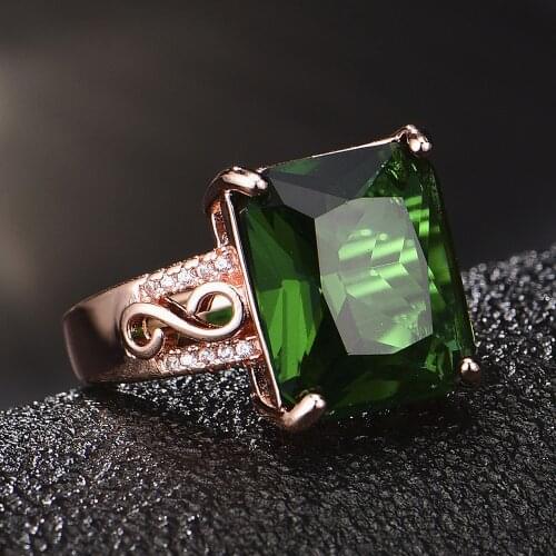 Vintage Carving Square Green Crystal Emerald Gemstones Diamonds Rings for Women Rose Gold Color Bague Fine Jewelry Party Gifts