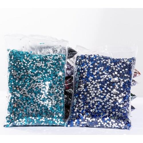 Hot Sale Wholesale Big Bag Resin Rhinestones 2mm-6mm Big Bag Plastic Resin Nail Art Rhinestones For Mobile phone case, clothes