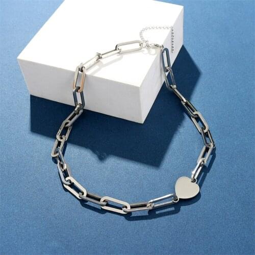 Hollow Chain Korean Sweet Love Heart Choker Necklace Stainless Steel Clavicle Necklace Ladies Harajuku Punk Girlfriend Gift