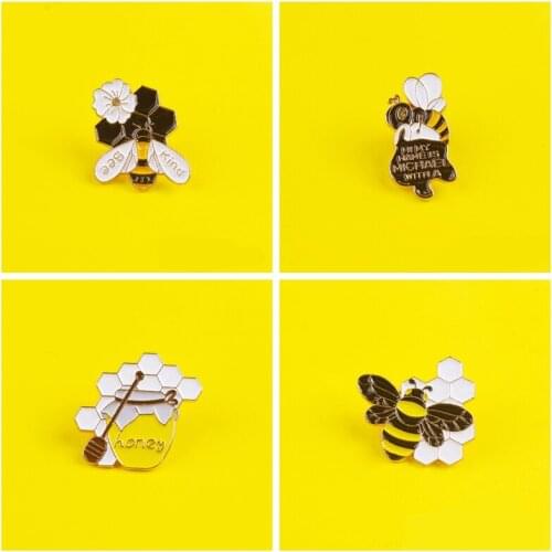 Pulaqi Cute Bee Brooches Metal Anime Decoration Honey Clothes Lapel Pin Icon Accessories Gift Metal Pins For Clothes Brooch Pin