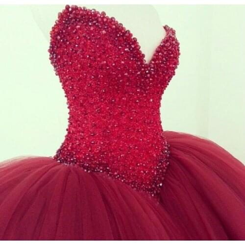 Sweetheart Shaped Gowns 2018 Wine Red Color Sexy Tulle Beaded Dress Cheap Elegant Chapel Train Bridal Gowns