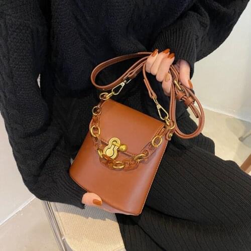 Luxury PU Leather Bucket Bag Womens Shoulder Bags Designer Lock Crossbody Bags Fashion Chain Handbags and Purses Female Clutchs