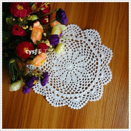 Korean women like 10 pcs 23cm round cotton handmade lace crochet mat for hot dish on the table as wedding decoration accessories