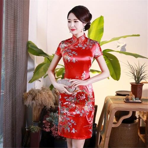 Split cheongsam sexy slim 2020 new satin dress plus size 6XL mothers dress fashion banquet dress retro Chinese dress for women